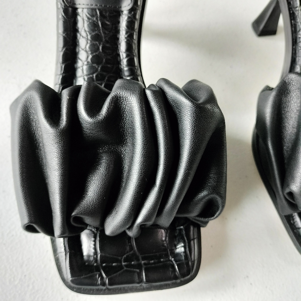 Circus By Sam Edelman Slade Black Slide Sandals Heels 7.5 Wedding Vacation - Picture 3 of 12